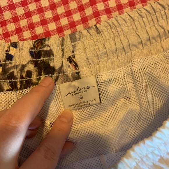 Velero Swim Trunks - Picture 5 of 7